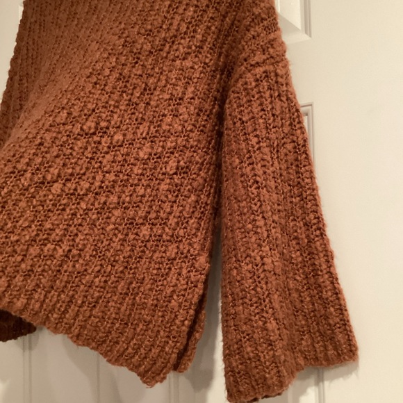 Chunky Knit Cropped Sweater M - Picture 9 of 12